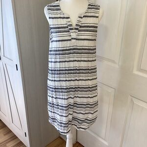 beachlunchlounge Charcoal and White Sleeveless Striped Mini Dress Sz S/P